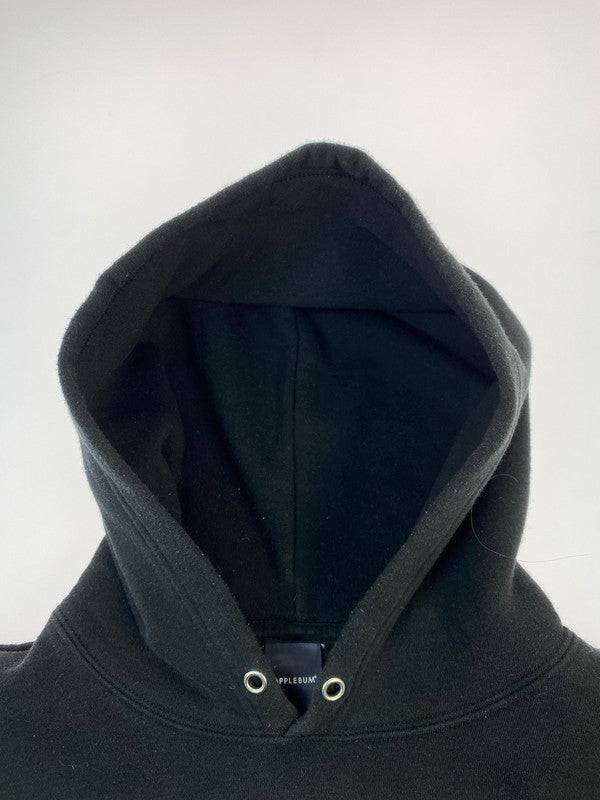 【中古品】【メンズ】 APPLEBUM アップルバム CHICAGO BOY SWEAT PARKA スウェットパーカー 142-251222-zi-51-min サイズ：M カラー：ブラック 万代Net店