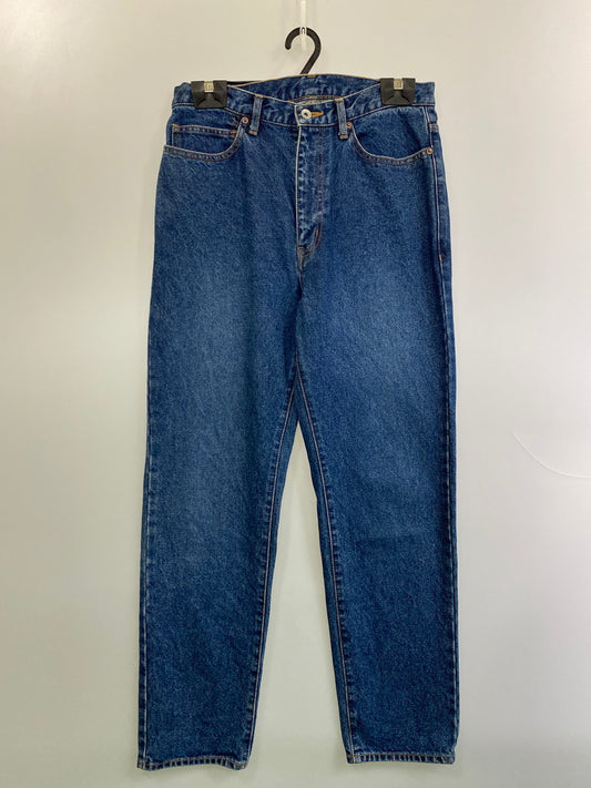 【中古品】【メンズ】 UNIVERSAL PRODUCTS ユニバーサルプロダクツ 5P STRAIGHT DENIM PANTS 233-60507 ストレート デニム パンツ メンズ ボトムス ジーンズ 151-250922-em-36-min サイズ：2 カラー：インディゴブルー 万代Net店