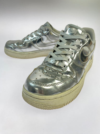 【現状渡し品】【レディース】 NIKE ナイキ WMNS AIR FORCE 1 SP CQ6566-001 ウィメンズ エアフォース1 スペシャル スニーカー 靴 166-251002-kk-29-min カラー：CHROME/METALLIC SILVER－WHT 万代Net店