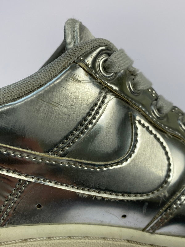 【現状渡し品】【レディース】 NIKE ナイキ WMNS AIR FORCE 1 SP CQ6566-001 ウィメンズ エアフォース1 スペシャル スニーカー 靴 166-251002-kk-29-min カラー：CHROME/METALLIC SILVER－WHT 万代Net店