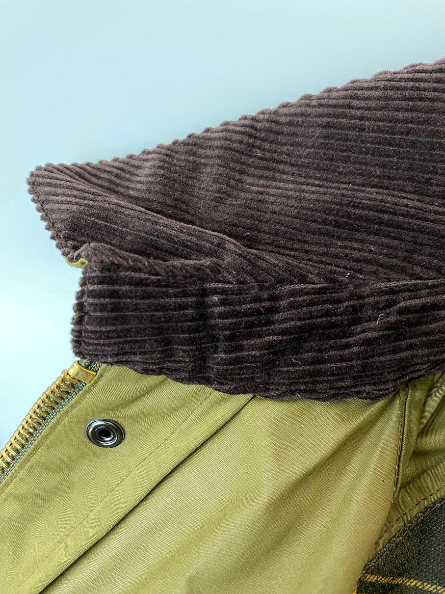 【中古品】【メンズ】 BARBOUR バーブアー WAX LESS JACKET ワックスレス ジャケット メンズ アウター 144-250926-em-35-min サイズ：36 カラー：カーキ 万代Net店