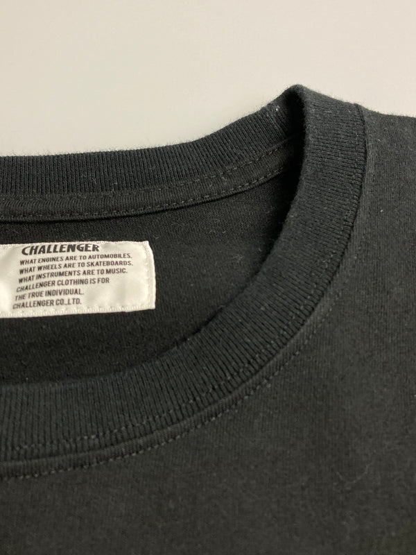 【中古品】【メンズ】 CHALLENGER チャレンジャー × NEW BALANCE ニューバランス PRINT S S TEE ショートスリーブ 142-251111-AS-38-min サイズ：XL カラー：ブラック 万代Net店