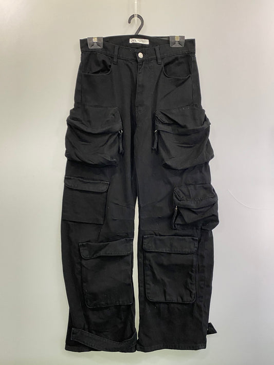 【中古品】【メンズ】 ZARA ザラ UTILITY POCKET DENIM CARGO PANTS ユーティリティー ポケット デニムカーゴパンツ ボトムス 158-251007-kk-25-min サイズ：30 カラー：ブラック 万代Net店