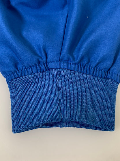 【現状渡し品】【メンズ】 PRO PLAYER プロプレイヤー UK 刺しゅうLOGO PULLOVER ロゴ プルオーバー 146-260729-AS-22-min サイズ：2XL カラー：ブルー/ホワイト 万代Net店