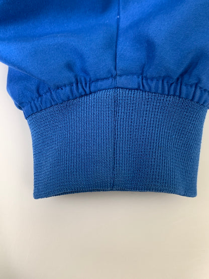 【現状渡し品】【メンズ】 PRO PLAYER プロプレイヤー UK 刺しゅうLOGO PULLOVER ロゴ プルオーバー 146-260729-AS-22-min サイズ：2XL カラー：ブルー/ホワイト 万代Net店