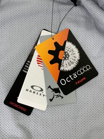 【中古品】【メンズ】 OAKLEY オークリー SKULL PHASE LINING JACKET F0A405723 スカルフェイズ ライニングジャケット ライトアウター ブルゾン ゴルフウェア 148-251106-kk-34-min サイズ：M カラー：LUNAR ROCK 万代Net店