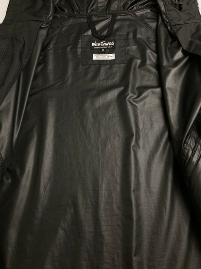 【中古品】【メンズ】 WILD THINGS ワイルドシングス ×FABRIQ OUTFITTER SERVICE WT20335AD-SH DENALI LONG SH MOUNTAIN PARKA マウンテンパーカー ライトアウター 144-251015-AS-18-min サイズ：M カラー：ブラック 万代Net店