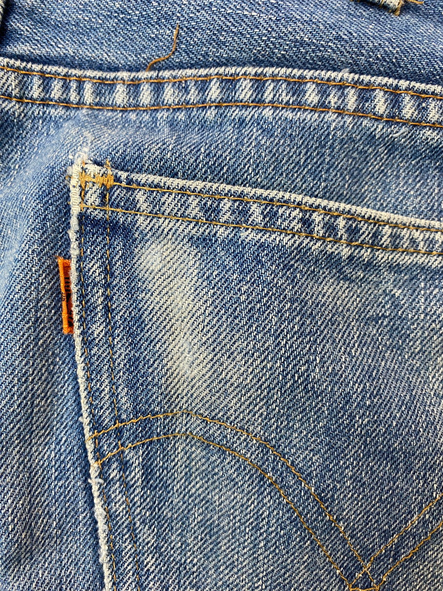 【現状渡し品】【メンズ】 Levi's リーバイス 70's 646 BELL BOTTOM DENIM PANTS VINTAGE 70年代 646 ベルボトム デニムパンツ ボトムス ジーンズ BIG E ボタン裏 刻印23 ヴィンテージ 157-251008-kk-42-min サイズ：表記無し 下記参照 カラー：ライトインディゴ 万代Net店