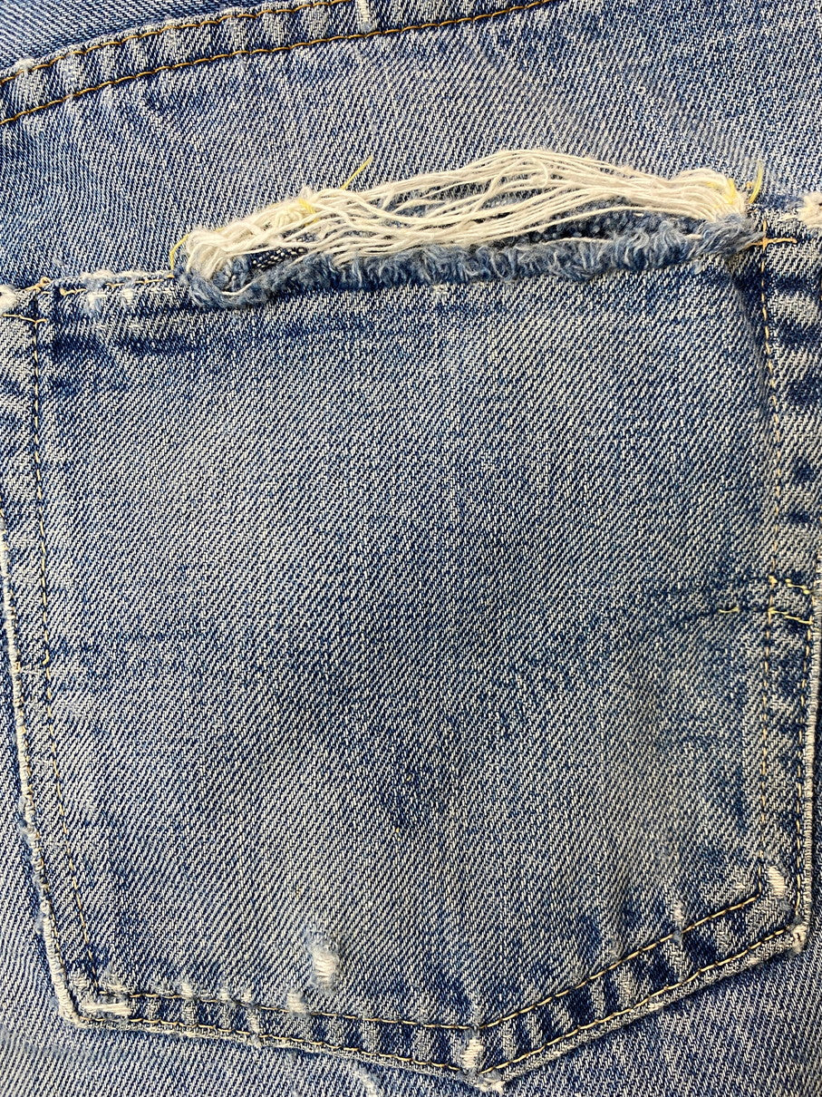 【現状渡し品】【メンズ】 Levi's リーバイス 60's 501 DENIM PANTS VINTAGE 60年代 501 デニムパンツ ボトムス ジーンズ BIG E ボタン裏 刻印2 イエローステッチ Vステッチ ヴィンテージ 157-251008-kk-44-min サイズ：表記無し 下記参照 カラー：ライトインディゴ 万代Net店