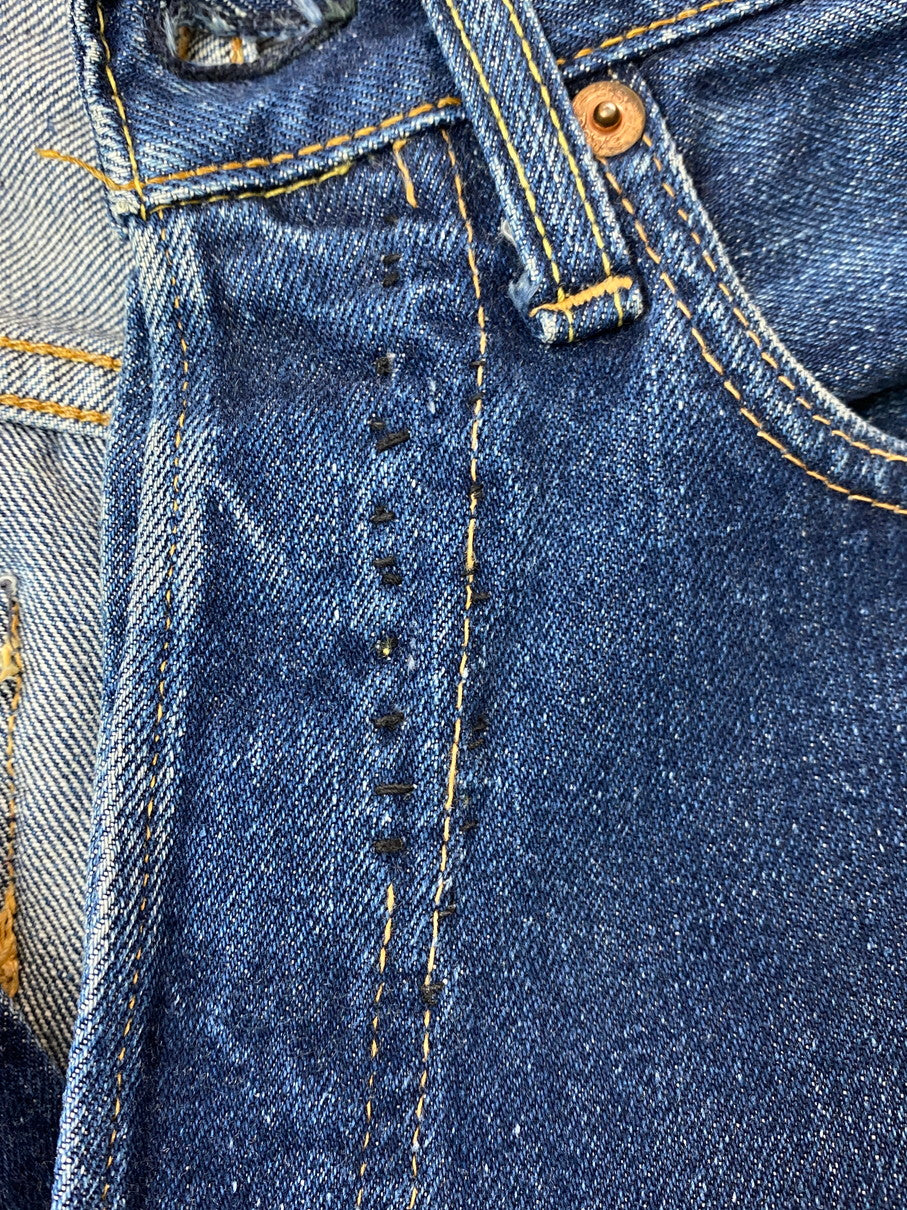 【現状渡し品】【メンズ】 Levi's リーバイス 60's 501 DENIM PANTS VINTAGE 60年代 501 デニムパンツ ボトムス ジーンズ BIG E ボタン裏 刻印6 イエローステッチ Vステッチ ヴィンテージ 157-251008-kk-43-min サイズ：表記無し 下記参照 カラー：ライトインディゴ 万代Net店
