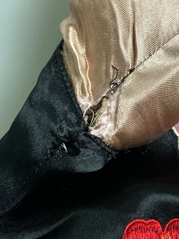 【現状渡し品】【メンズ】 花旅楽団 花柄刺繍 スカジャン アウター 147-251018-ks-27-min サイズ：XL カラー：サーモンピンク系 万代Net店