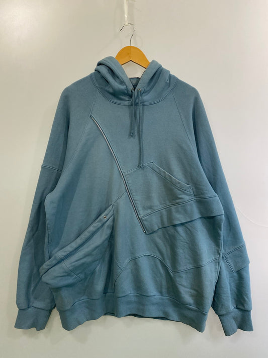 【中古品】【メンズ】 UNDERCOVER アンダーカバー PANELLED HOODED SWEATSHIRT BLUE UI2B4801 22AW フーディー スウェット シャツ パーカー メンズ アンダーカバイズム 140-251024-em-55-min サイズ：3 カラー：ライトブルー 万代Net店