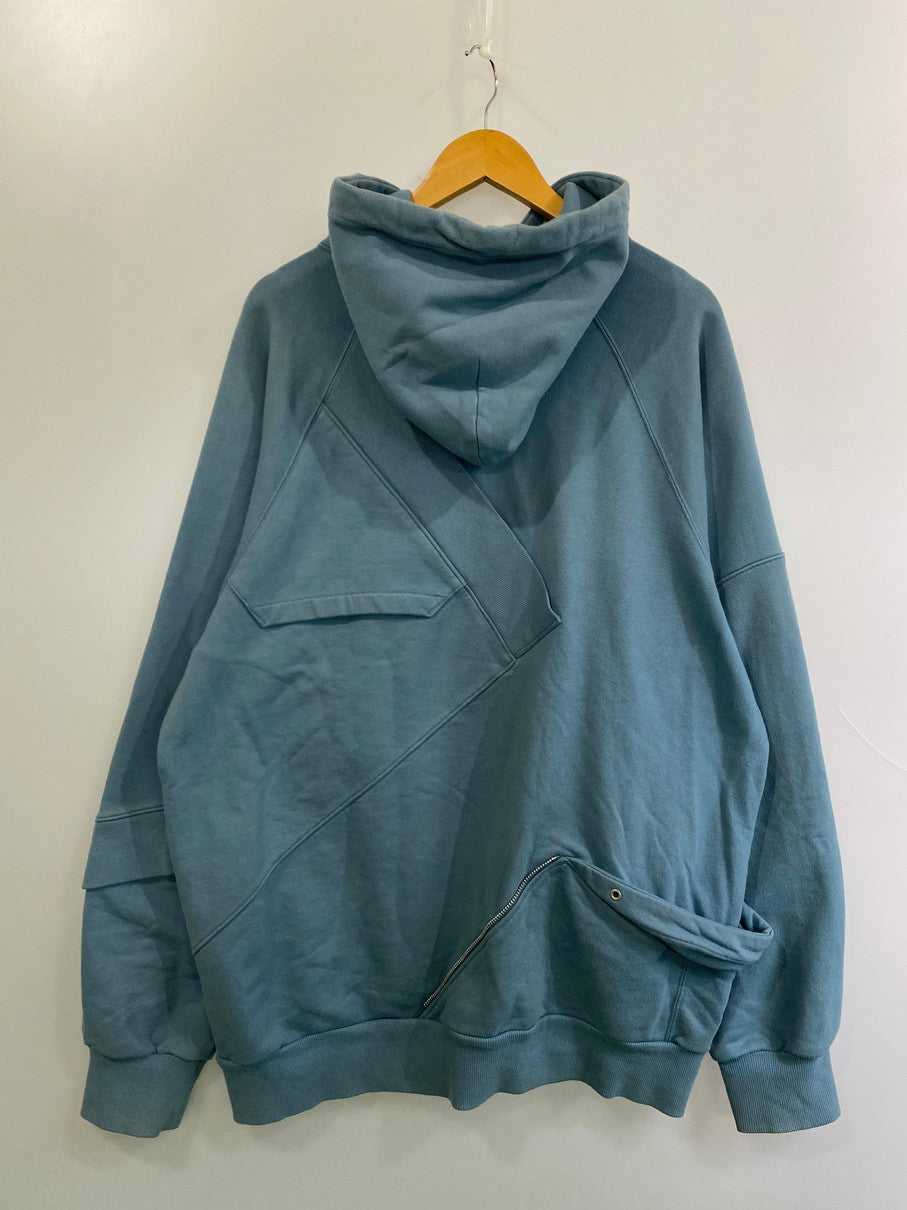 【中古品】【メンズ】 UNDERCOVER アンダーカバー PANELLED HOODED SWEATSHIRT BLUE UI2B4801 22AW フーディー スウェット シャツ パーカー メンズ アンダーカバイズム 140-251024-em-55-min サイズ：3 カラー：ライトブルー 万代Net店