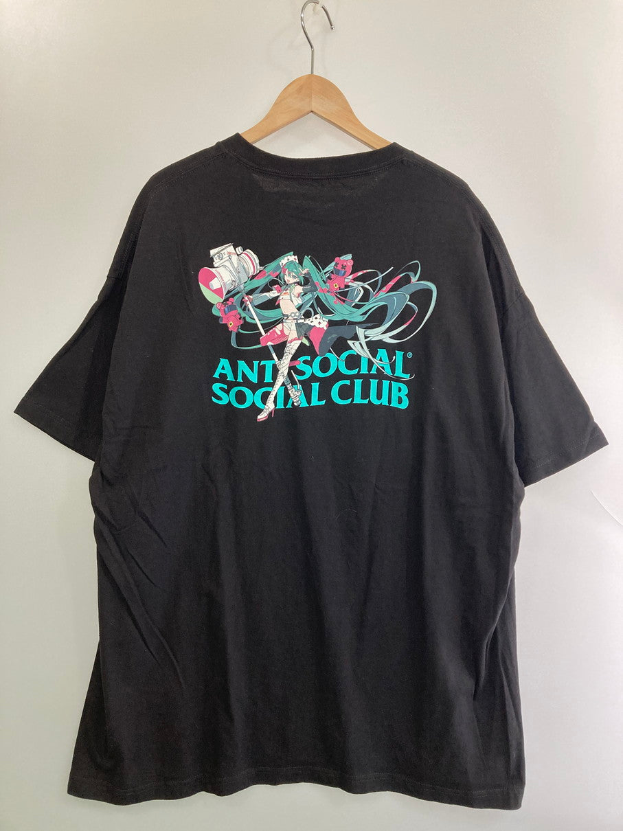 【中古品】【メンズ】 ANTI SOCIAL SOCIAL CLUB アンチ ソーシャル ソーシャル クラブ x GOODSMILE RACING VIRTUAL ECHO TEE Tシャツ トップス 142-251012-ks-70-min サイズ：2XL カラー：ブラック 万代Net店