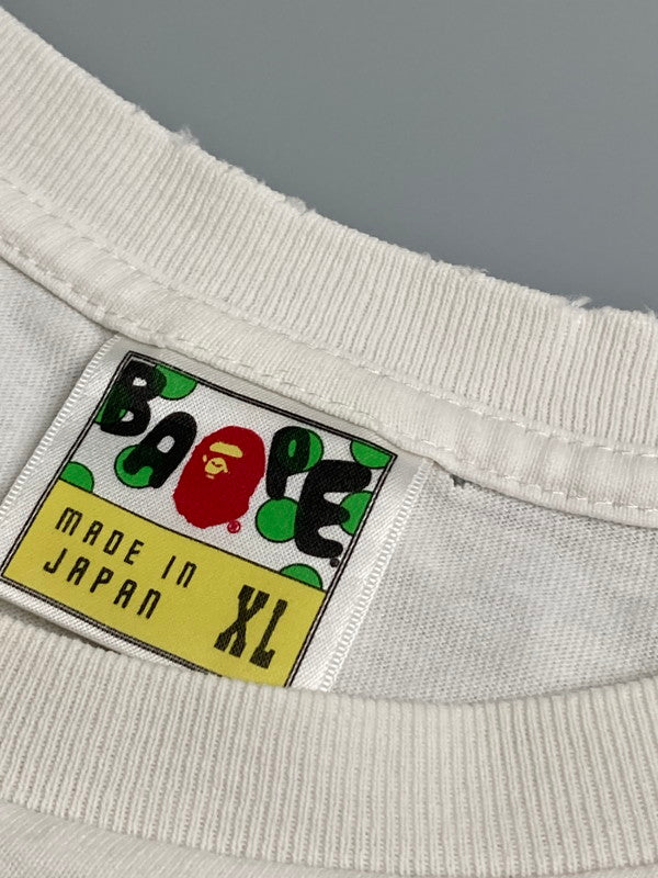 【現状渡し品】【メンズ】 A BATHING APE アベイシングエイプ S/S PRINT TEE ショートスリーブ プリント Tシャツ 半袖Tシャツ トップス 142-251010-yn-16-min サイズ：XL カラー：ホワイト 万代Net店