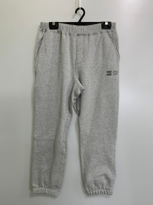 【中古品】【メンズ】 NEW BALANCE ニューバランス SWEAT PANTS GRAY AMP25019 スウェット パンツ メンズ ボトムス レギュラーフィット 159-251109-em-27-min サイズ：XL カラー：グレー 万代Net店