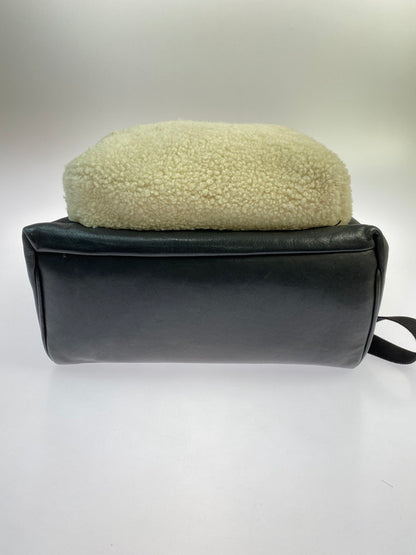 【中古品】【メンズ/レディース】 SAINT LAURENT PARIS サンローランパリ LEATHER MOUTON BACKPACK レザー マウンテン バックパック リュック カバン 180-251021-jt-04-min カラー：ブラック 万代Net店