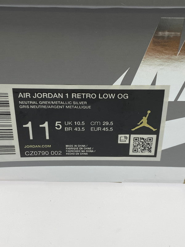 【中古品】【メンズ】 NIKE ナイキ AIR JORDAN 1 RETRO LOW OG CZ0790-002 エア ジョーダン 1 ロー オリジナル スニーカー 靴 160-251002-kk-16-min カラー：NEUTRAL GREY/METALLIC SILVER 万代Net店