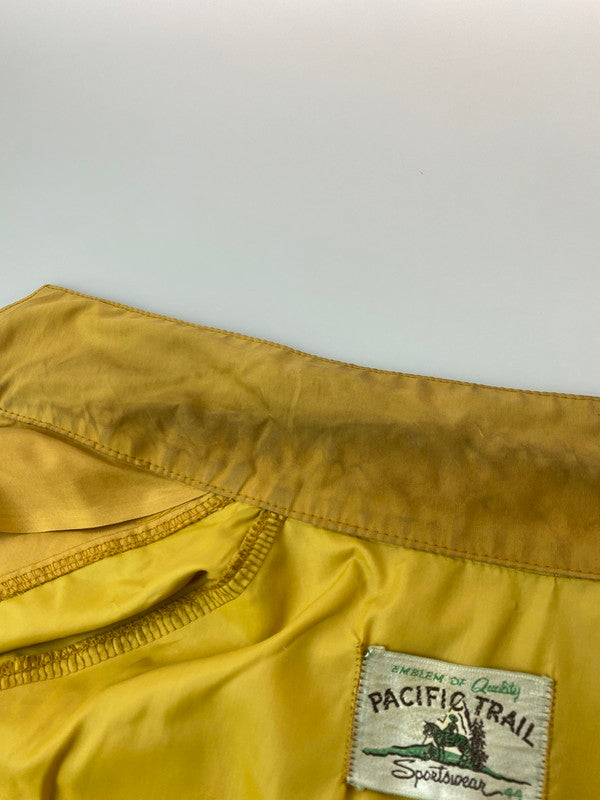 【現状渡し品】【メンズ】 PACIFIC TRAIL パシフィックトレイル NYLON JACKET 50'S ナイロン ジャケット メンズ アウター ジップアップ ジャンパー 146-251216-em-15-min サイズ：44 カラー：マスタード 万代Net店