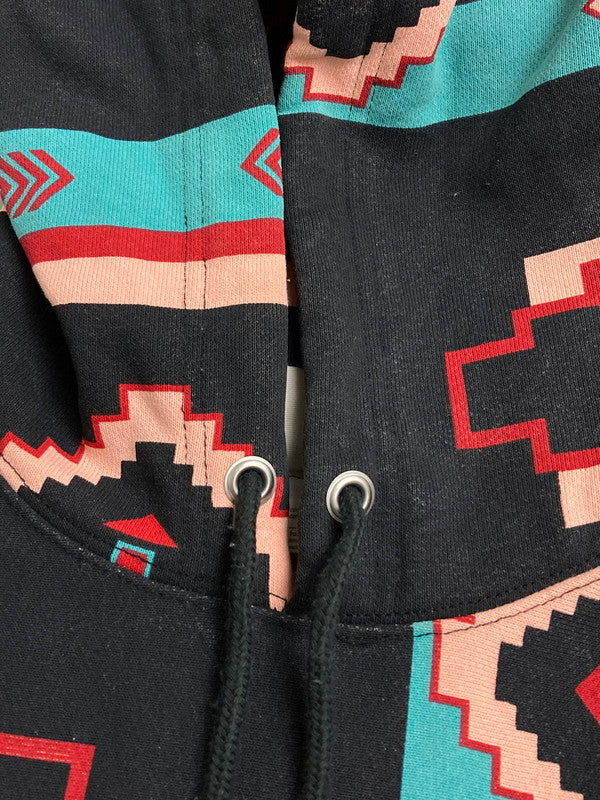 【中古品】【メンズ】 Champion チャンピオン × Urban Outfitters アーバンアウトフィッターズ 別注 コラボ NATIVE REVERSE WEAVE HOODIE S2974 ネイティブ リバースウィーブ フーディー トップス パーカー 148-251002-kk-42-min サイズ：L カラー：ブラック 万代Net店