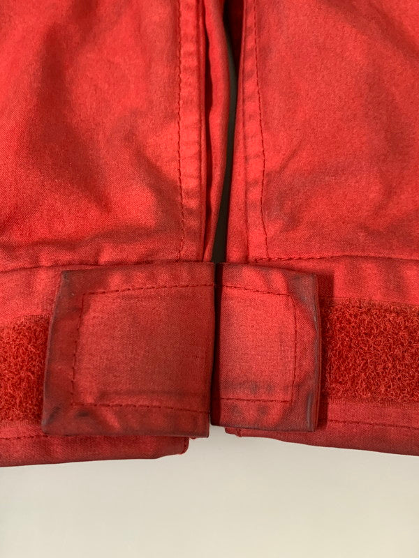 【現状渡し品】【メンズ】 A BATHING APE アベイシングエイプ x BRITISH MIRROR RAIN OILED CLOTH MOUNTAIN PARKA マウンテンパーカー 142-251012-ks-30-min サイズ：M カラー：べージュ/レッド 万代Net店