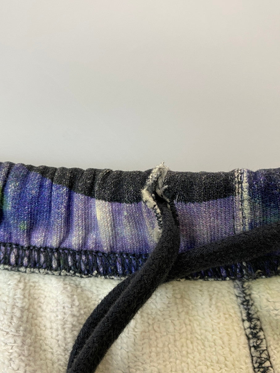 【中古品】【メンズ】 Supreme シュプリーム × UNDERCOVER アンダーカバー 別注 コラボ 18SS PUBLIC ENEMY PANTS パブリックエネミーパンツ ボトムス スウェットパンツ 149-251008-kk-50-min サイズ：M カラー：マルチカラー 万代Net店