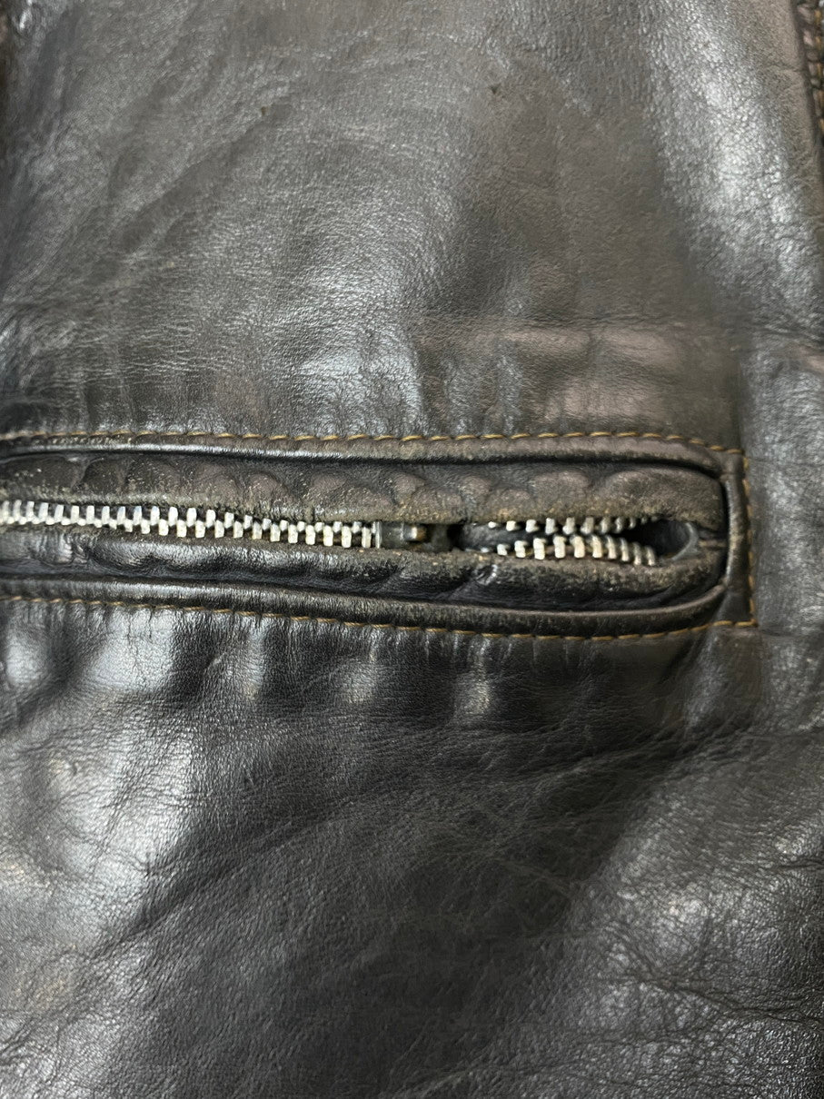 【ジャンク品】【メンズ】 BROOKS LEATHER SPORTSWEAR ブルックスレザー スポーツウェア 60’s LEATHER SINGLE RIDERES JACKET VINTAGE 60年代 レザー シングルライダースジャケット アウター ヴィンテージ 146-251008-kk-48-min サイズ：表記無し 下記参照 カラー：ブラック 万代Net店