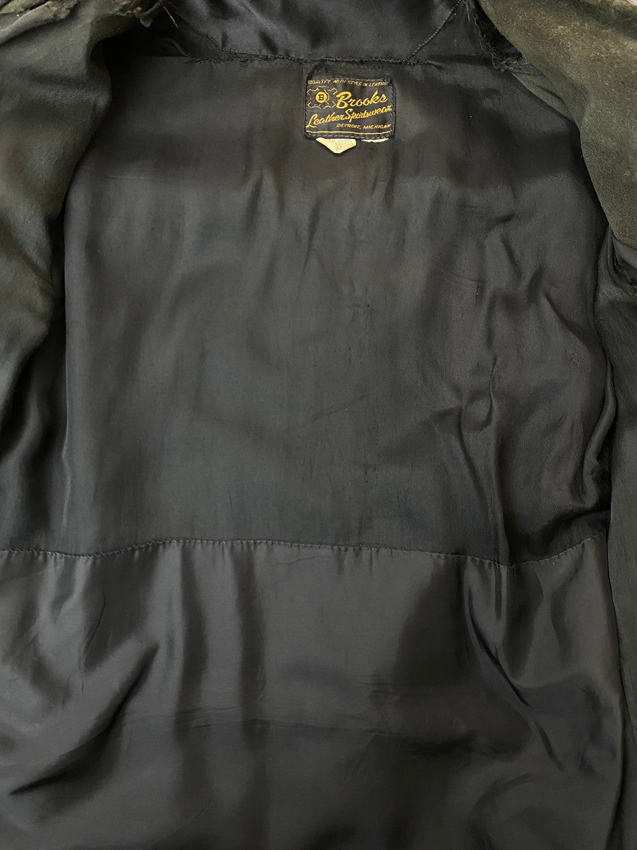 【ジャンク品】【メンズ】 BROOKS LEATHER SPORTSWEAR ブルックスレザー スポーツウェア 60’s LEATHER SINGLE RIDERES JACKET VINTAGE 60年代 レザー シングルライダースジャケット アウター ヴィンテージ 146-251008-kk-48-min サイズ：表記無し 下記参照 カラー：ブラック 万代Net店