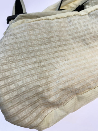 【中古品】【メンズ/レディース】 patagonia パタゴニア LIGHT WEIGHT TRAVEL COURIER 48811F9 ライト ウェイト トラベル クーリエ カバン 188-251021-jt-08-min カラー：ホワイト 万代Net店