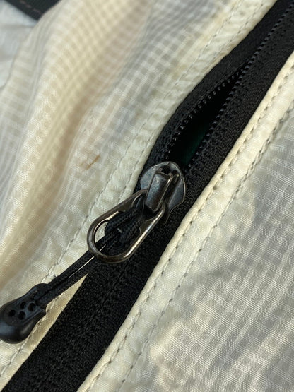 【中古品】【メンズ/レディース】 patagonia パタゴニア LIGHT WEIGHT TRAVEL COURIER 48811F9 ライト ウェイト トラベル クーリエ カバン 188-251021-jt-08-min カラー：ホワイト 万代Net店