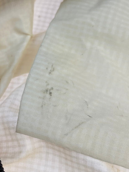 【中古品】【メンズ/レディース】 patagonia パタゴニア LIGHT WEIGHT TRAVEL COURIER 48811F9 ライト ウェイト トラベル クーリエ カバン 188-251021-jt-08-min カラー：ホワイト 万代Net店