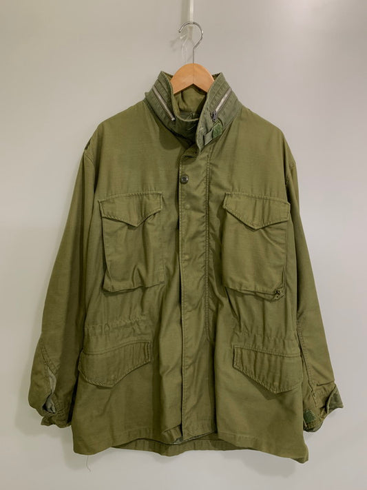【現状渡し品】【メンズ】 U.S.ARMY ユーエスアーミー 60S M-65 FIELD JACKET フィールドジャケット 146-251012-ks-23-min サイズ：M-R カラー：グリーンカーキ 万代Net店