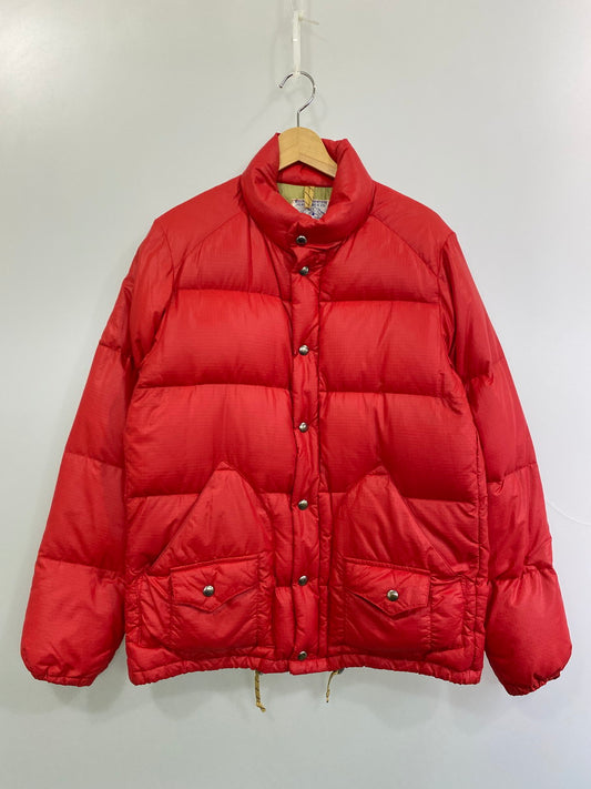 【現状渡し品】【メンズ】 Rocky Mountain FeatherBed ロッキーマウンテンフェザーベッド PERTEX DOWN JKT ダウンジャケット アウター 145-251012-ks-40-min サイズ：40 カラー：レッド 万代Net店