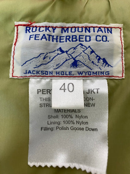 【現状渡し品】【メンズ】 Rocky Mountain FeatherBed ロッキーマウンテンフェザーベッド PERTEX DOWN JKT ダウンジャケット アウター 145-251012-ks-40-min サイズ：40 カラー：レッド 万代Net店