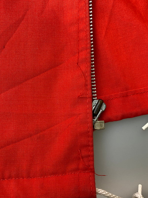 【現状渡し品】【メンズ】 FLIGHT APPAREL フライト アパレル RACING JACKET ナイロン ジャケット 70S レーシング ジャケット 70年代 メンズ アウター 146-251216-em-08-min サイズ：L カラー：ヴァーミリオン 万代Net店