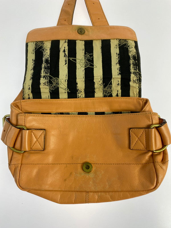 【現状渡し品】【レディース】 Vivienne Westwood ヴィヴィアンウエストウッド アコード ショルダーバッグ カバン 188-251023-jt-17-min カラー：オークル 万代Net店