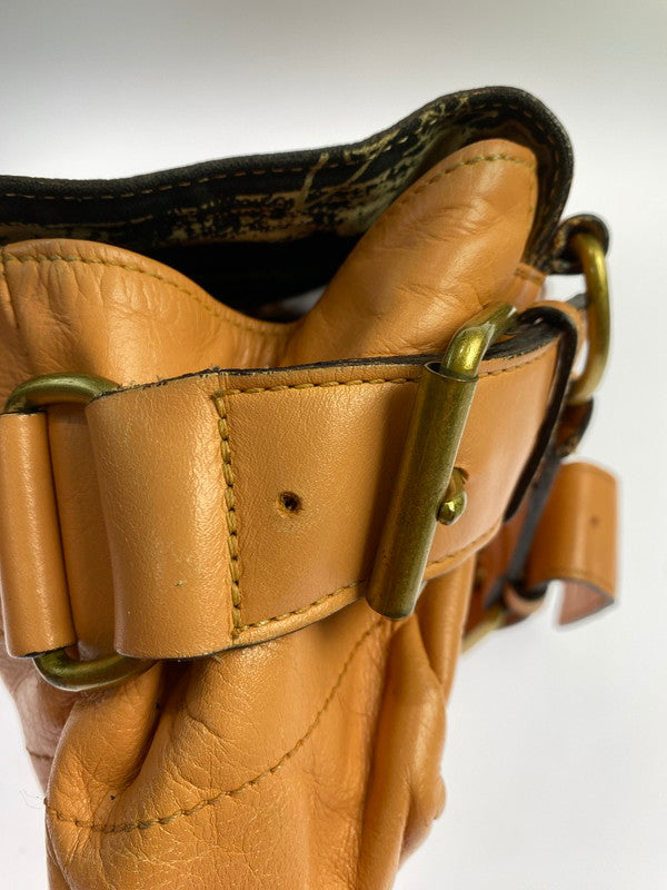 【現状渡し品】【レディース】 Vivienne Westwood ヴィヴィアンウエストウッド アコード ショルダーバッグ カバン 188-251023-jt-17-min カラー：オークル 万代Net店