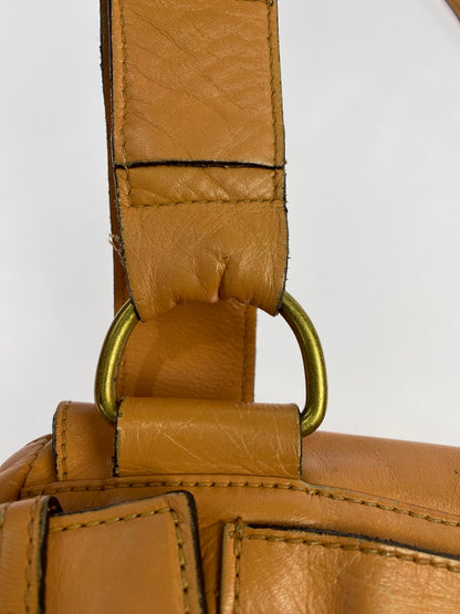 【現状渡し品】【レディース】 Vivienne Westwood ヴィヴィアンウエストウッド アコード ショルダーバッグ カバン 188-251023-jt-17-min カラー：オークル 万代Net店