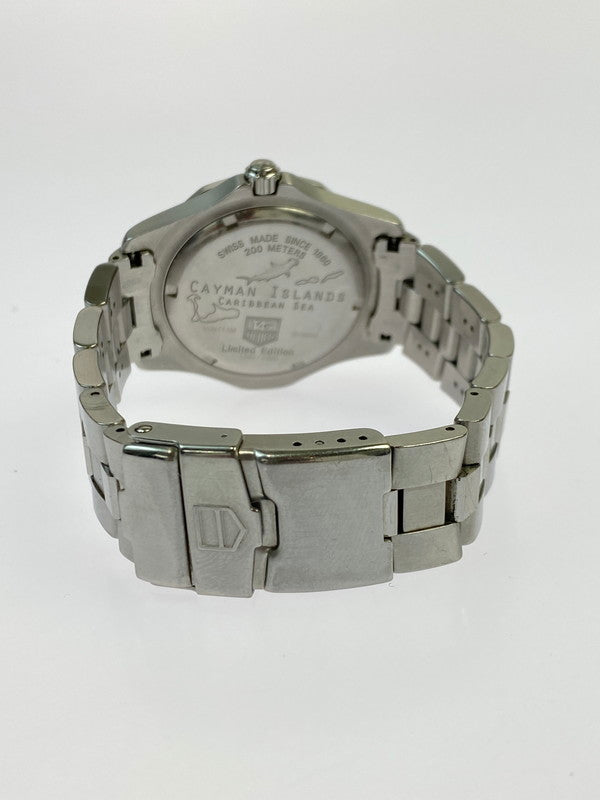 【中古品】【メンズ】 TAG HEUER タグホイヤー WN111M CAYMAN ISLANDS 2000 エクスクルーシブ ケイマン諸島 世界2000本限定 クォーツ 腕時計 195-251016-kk-35-min カラー：シルバー 万代Net店