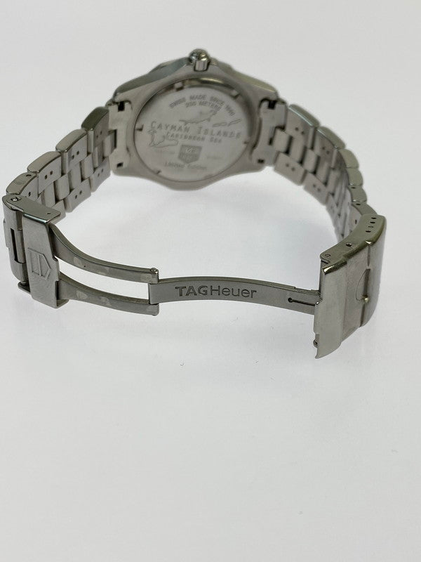 【中古品】【メンズ】 TAG HEUER タグホイヤー WN111M CAYMAN ISLANDS 2000 エクスクルーシブ ケイマン諸島 世界2000本限定 クォーツ 腕時計 195-251016-kk-35-min カラー：シルバー 万代Net店