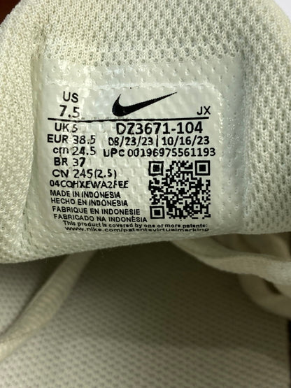 【中古品】【レディース】 NIKE ナイキ WMNS AIR MAX PLUS DZ3671-104 ウィメンズ エアマックス プラス スニーカー 靴 166-251011-kk-08-min カラー：SUMMIT WHITE/ASHEN 万代Net店