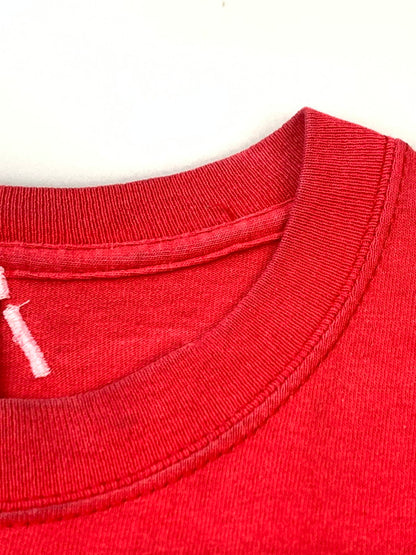 【中古品】【メンズ】 SHANTII シャンティ BLACK FLAG TEE RED ブラック フラッグ ティー レッド メンズ 半袖 ショートスリーブ Tシャツ 142-260630-hu-07-min サイズ：L カラー：レッド 万代Net店