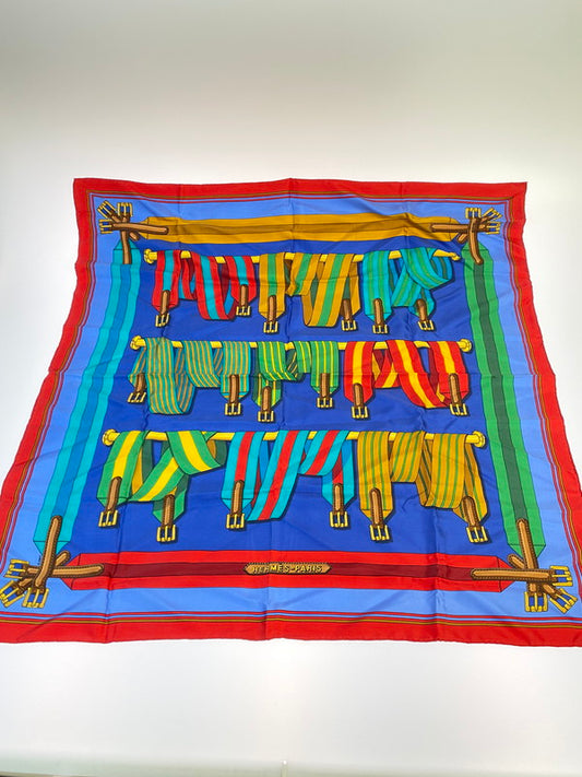 【中古品】【メンズ/レディース】 HERMES エルメス カレ 90 J.METZ LES SANGLES ベルト柄 スカーフ 183-251019-AS-1-min カラー：マルチカラー 万代Net店