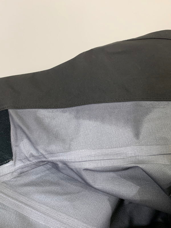 【中古品】【メンズ】 ARC'TERYX アークテリクス X000007082 BETA AR JACKET ジャケット 144-251018-ks-03-min サイズ：M カラー：ブラック 万代Net店