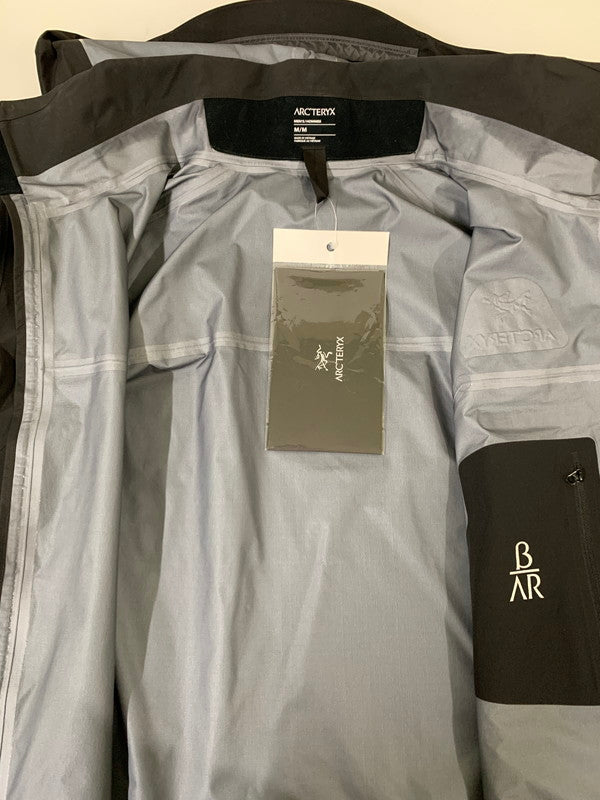 【中古品】【メンズ】 ARC'TERYX アークテリクス X000007082 BETA AR JACKET ジャケット 144-251018-ks-03-min サイズ：M カラー：ブラック 万代Net店