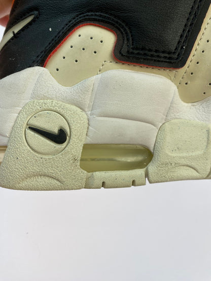 【中古品】【メンズ】 NIKE ナイキ AIR MORE UPTEMPO'96 TRADING CARDS エア モアアップテンポ 96 DM1297-100 トレーディングカーズ スニーカー 靴 モアテン 160-251016-kk-07-min カラー：SAIL/BLACK-SAIL-TEAM ORANGE 万代Net店