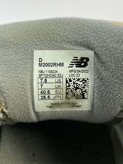 【中古品】【メンズ】 NEW BALANCE ニューバランス M2002RHM 2002R スニーカー 靴 ローカット 162-251016-kk-16-min カラー：CARAMEL 万代Net店
