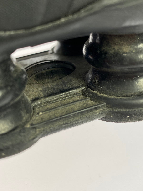 【中古品】【レディース】 NIKE ナイキ SHOX R4 AR3565-004 ショックス R4 スニーカー 靴 160-251016-kk-12-min カラー：BLACK/BLACK-BLACK-MAX ORANGE 万代Net店