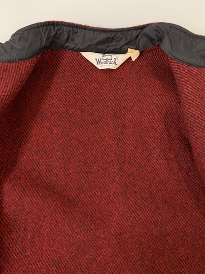 【中古品】【メンズ】 WOOLRICH ウールリッチ 70'S ノーカラーマッキーノジャケット ウール 防寒 メンズジャケット メンズアウター 146-260403-KS-09-min サイズ：M カラー：レッド系 万代Net店