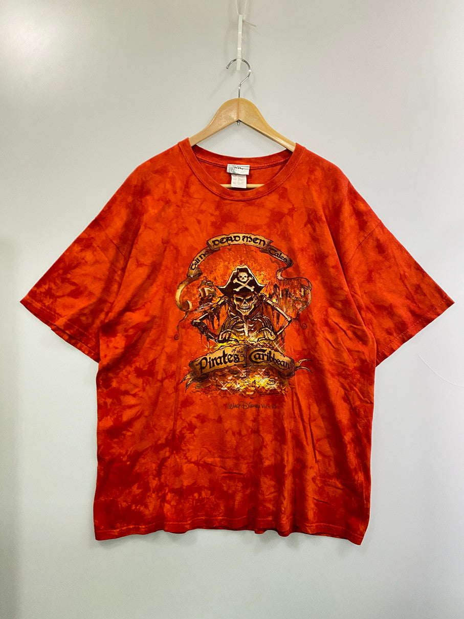 【中古品】【メンズ】 PIRATES OF THE CARIBBEAN DEAD MEN TELL NO TALES TEE プリント Tシャツ パイレーツオブザカリビアン ディズニー メンズ 半袖 トップス 146-251029-em-56-min サイズ：2XL カラー：オレンジ系 万代Net店